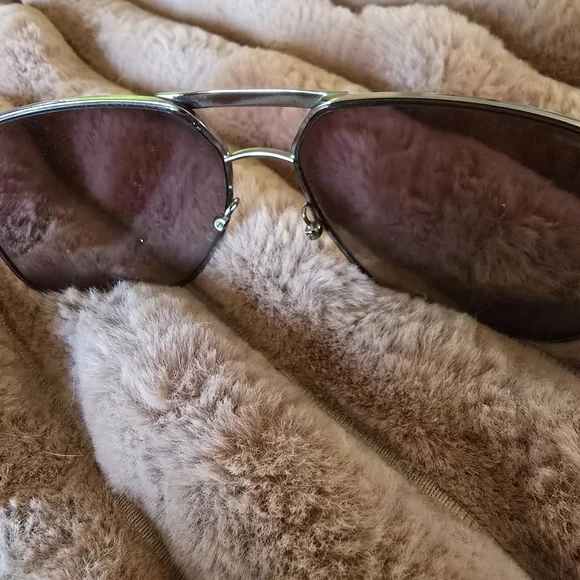 Vintage Prada Silver Aviator Sunglasses - Picture 8 of 12